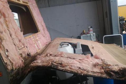 RV roof repair Pines