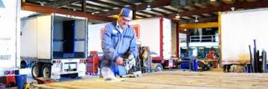 Commercial truck repair mobile trailer repair Commercial trailer repair